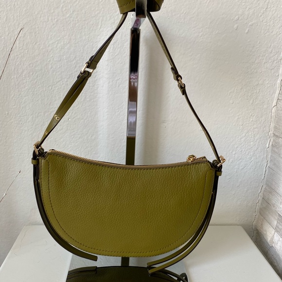 MICHAEL Michael Kors Bags Michael Kors Camden Sm Messenger Bag Poshmark